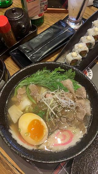 Ăn Sushi Được Tặng Tráng Miệng - ảnh 2 an sushi duoc tang trang mieng - anh 2