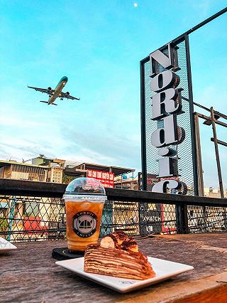 RELAX CAFE 24/7 CÓ VIEW NGẮM MÁY BAY✈️ NGAY SÁT MÉP ĐẦU - ảnh 1 relax cafe 24/7 co view ngam may bay✈️ ngay sat mep dau - anh 1