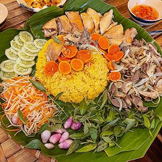 MÓN ĂN NGON CHƯA ĐỦ MÀ PHẢI KÈM THEO DỊCH VỤ TỐT - ảnh 1 mon an ngon chua du ma phai kem theo dich vu tot - anh 1