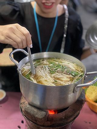 Lẩu bò kho campuchia - lạ mà quen - ảnh 2 lau bo kho campuchia - la ma quen - anh 2