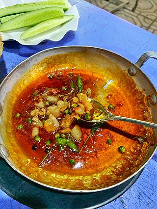 CẦN THƠ ĂN CƠM CHÁY TRỨNG MUỐI KHO QUẸT SIÊU HẤP DẪN - ảnh 3 can tho an com chay trung muoi kho quet sieu hap dan - anh 3