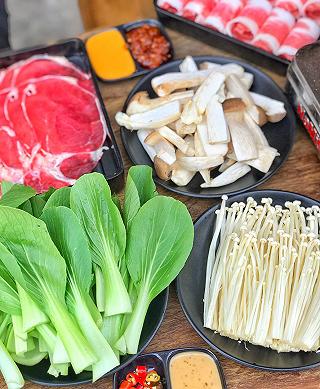 Lẩu thả viên 2 ngăn siu ngon có hồ tôm càng xanh tươi roi rói🤤 - ảnh 6 lau tha vien 2 ngan siu ngon co ho tom cang xanh tuoi roi roi🤤 - anh 6