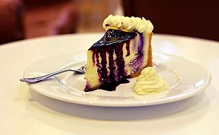 BÁNH CHEESECAKE BÉO NGẬY Á - ảnh 3 banh cheesecake beo ngay a - anh 3