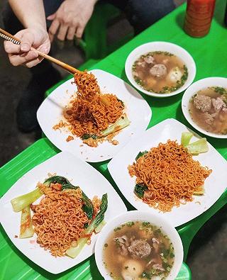 MÌ TRỘN MUỐI ỚT CAY CHÁY🔥🔥 - ảnh 1 mi tron muoi ot cay chay🔥🔥 - anh 1