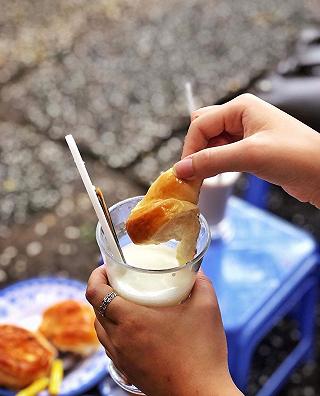 SỮA NÓNG TRONG THỜI TIẾT LẠNH THÌ CÒN GÌ BẰNG🥛🥛 - ảnh 3 sua nong trong thoi tiet lanh thi con gi bang🥛🥛 - anh 3