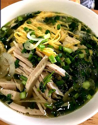 PHỞ GÀ NGON QUÁ XÁ - ảnh 2 pho ga ngon qua xa - anh 2