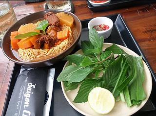 Sài Gòn Chic - Đẹp Yên Tĩnh - ảnh 4 sai gon chic - dep yen tinh - anh 4