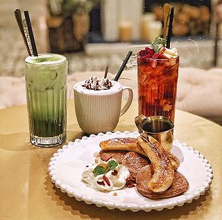 VIEW SIÊU XINH TẠI QUÁN COFFEE TONE XANH🐳🐬 - ảnh 1 view sieu xinh tai quan coffee tone xanh🐳🐬 - anh 1