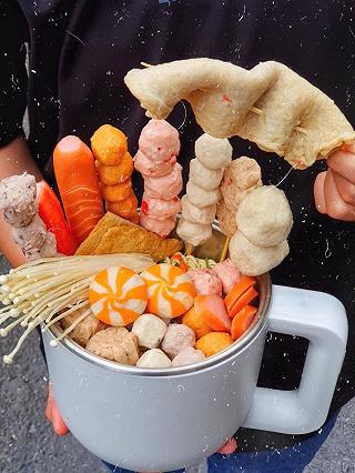Lẩu xiên que Hangu - ảnh 6 lau xien que hangu - anh 6