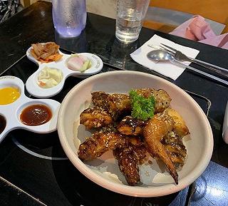 SÀI GÒN MƯA RỒI ĂN CHÚT GÀ PHÔ MAI ẤM NÓNG HÔNG? - ảnh 3 sai gon mua roi an chut ga pho mai am nong hong? - anh 3