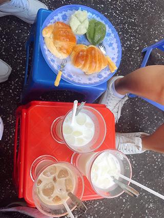 Combo sáng Chủ nhật dậy sớm để ăn sáng và ngắm Sài Gòn - ảnh 1 combo sang chu nhat day som de an sang va ngam sai gon - anh 1