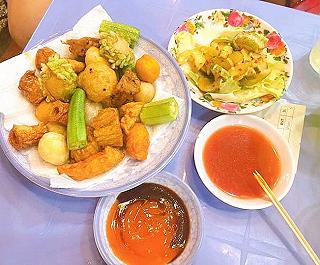 Kem xôi dừa, cá viên chiên ở Quận 7 - ảnh 2 kem xoi dua, ca vien chien o quan 7 - anh 2