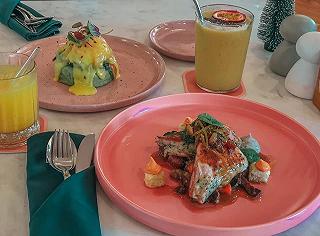 Món ăn trình bày đẹp mắt và view tầng 3 khá OK tại Godmother Bake & Brunch Q1 🧁 - ảnh 3 mon an trinh bay dep mat va view tang 3 kha ok tai godmother bake & brunch q1 🧁 - anh 3