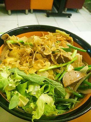 PHỞ CUỐN MÀU SẮC HỆ RAU CỦ 😆. - ảnh 3 pho cuon mau sac he rau cu 😆. - anh 3