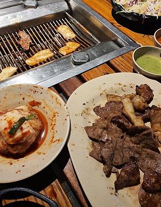 PHỐ NƯỚNG TOKYO CHÁNH NGHĨA - ảnh 2 pho nuong tokyo chanh nghia - anh 2