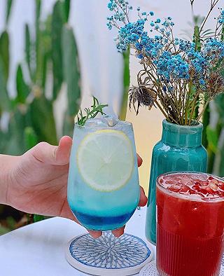 QUÁN COFFEE TRẮNG CÓ LÀM ANH LO LẮNG🤍🤍 - ảnh 5 quan coffee trang co lam anh lo lang🤍🤍 - anh 5