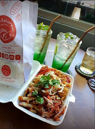 Bánh mì A Vĩ - ảnh 1 banh mi a vi - anh 1