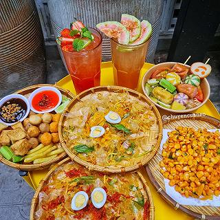 Bánh tráng trộn trứng muối chỉ 25k/phần - ảnh 1 banh trang tron trung muoi chi 25k/phan - anh 1
