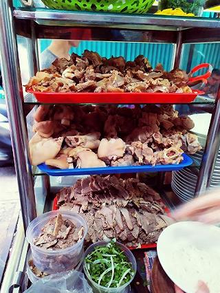 Quá ngon, phải nói là cực ngon với Bún bò O Huế - ảnh 5 qua ngon, phai noi la cuc ngon voi bun bo o hue - anh 5