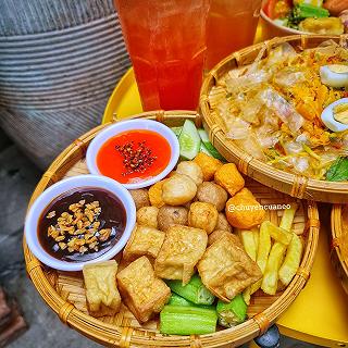 Bánh tráng trộn trứng muối chỉ 25k/phần - ảnh 5 banh trang tron trung muoi chi 25k/phan - anh 5