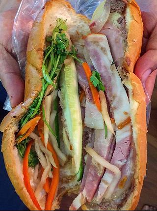 Bánh mì A Vĩ - ảnh 3 banh mi a vi - anh 3