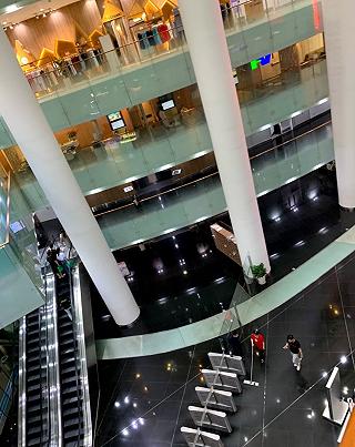 Tháp Bitexco Financial Tower - Tòa Nhà Chọc Trời Ở TPHCM 🏢🏣🏤🏬
- ảnh 4 thap bitexco financial tower - toa nha choc troi o tphcm 🏢🏣🏤🏬
- anh 4