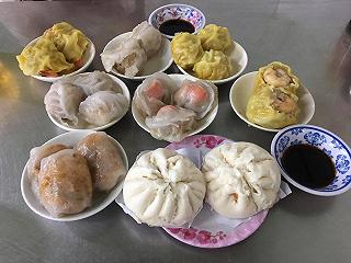 Mỗi lần đi SG mình đều phải ghé tiệm để thưởng thức - ảnh 1 moi lan di sg minh deu phai ghe tiem de thuong thuc - anh 1