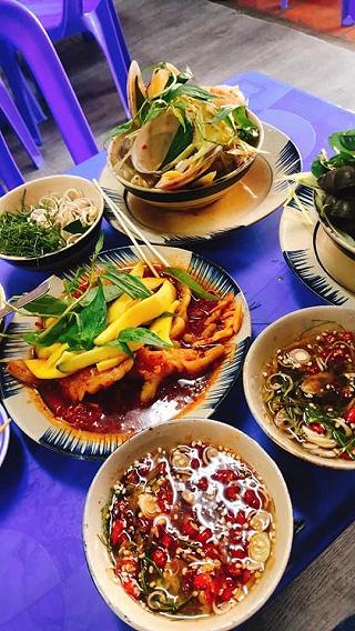 Quán ốc Luộc kiểu Hà Nội đỉnh cao ở quận 3 - ảnh 2 quan oc luoc kieu ha noi dinh cao o quan 3 - anh 2