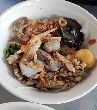 Bánh ướt lòng gà Ngân 🐥🥚 - ảnh 1 banh uot long ga ngan 🐥🥚 - anh 1