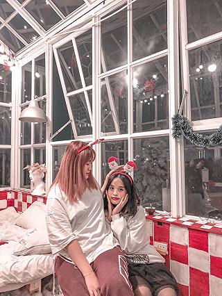 Samrooftop cơ sở Tây Sơn đón Noel như nào :)) - ảnh 1 samrooftop co so tay son don noel nhu nao :)) - anh 1