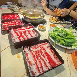 Thưởng thức Núi Lửa Thịt Bò nghi ngút khói ở Hotpot Story Takashimaya Q1 😱 - ảnh 3 thuong thuc nui lua thit bo nghi ngut khoi o hotpot story takashimaya q1 😱 - anh 3