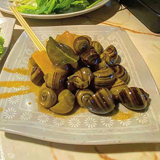 Thưởng thức Núi Lửa Thịt Bò nghi ngút khói ở Hotpot Story Takashimaya Q1 😱 - ảnh 6 thuong thuc nui lua thit bo nghi ngut khoi o hotpot story takashimaya q1 😱 - anh 6