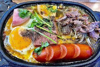 Bánh mì chảo đỉnh của đỉnh - ảnh 1 banh mi chao dinh cua dinh - anh 1