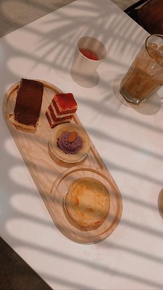 Nước và bánh siêu ngonnn - ảnh 1 nuoc va banh sieu ngonnn - anh 1