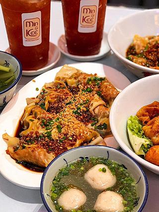 MÌ KHÔ CÁ VIÊN HOÀNH THÁNH SỐT MẮM TỎI CỰC ĐỈNH TẠI QUẬN 4 - ảnh 3 mi kho ca vien hoanh thanh sot mam toi cuc dinh tai quan 4 - anh 3