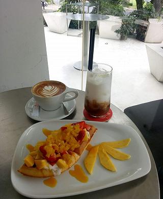 Quán cafe quá là sang trọng luôn - ảnh 1 quan cafe qua la sang trong luon - anh 1
