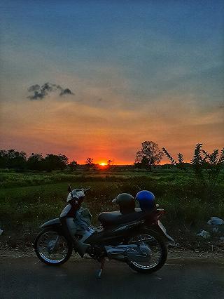 Buổi chiều hoàng hôn - ảnh 1 buoi chieu hoang hon - anh 1