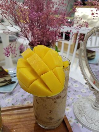 TRÀ SỮA XOÀI CÓ MIẾNG XOÀI BỰ CHẢNG 🤣🤣🤣 - ảnh 1 tra sua xoai co mieng xoai bu chang 🤣🤣🤣 - anh 1