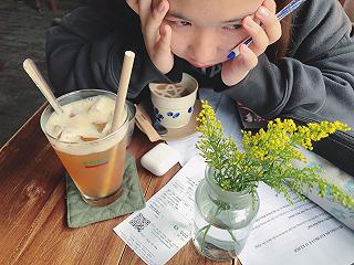 NOEL DẪN NGƯỜI YÊU ĐI CAFE Ở ĐÂU ĐÂY 🥺 - ảnh 1 noel dan nguoi yeu di cafe o dau day 🥺 - anh 1
