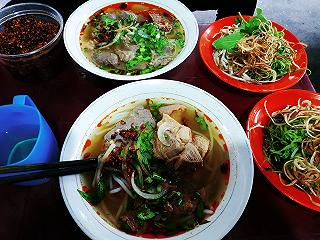 bún bò O Huế - ảnh 4 bun bo o hue - anh 4