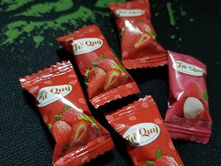 KẸO TỨ QUÝ TUỔI THƠ CỦA BAO BẠN TRẺ NÈ 😆 - ảnh 2 keo tu quy tuoi tho cua bao ban tre ne 😆 - anh 2