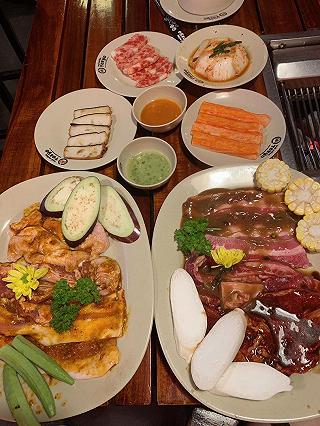 Trời Se Lạnh Thì Ăn BBQ Nướng Xèo Xèo Là Số 1 - ảnh 1 troi se lanh thi an bbq nuong xeo xeo la so 1 - anh 1