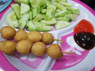 TRỨNG CÚT CHIÊN BÙI BÙI THƠM THƠM GIÁ CHỈ 5K/XIÊN - ảnh 3 trung cut chien bui bui thom thom gia chi 5k/xien - anh 3