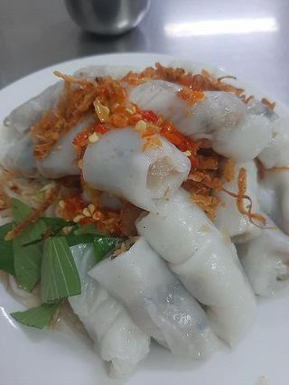 Bánh Cuốn Nóng Dính Râu - ảnh 2 banh cuon nong dinh rau - anh 2