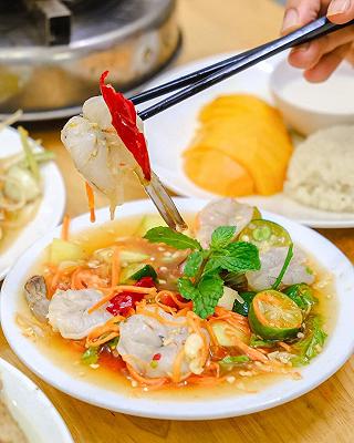 Lần đầu ăn món Thái 😋😋😋 - ảnh 1 lan dau an mon thai 😋😋😋 - anh 1