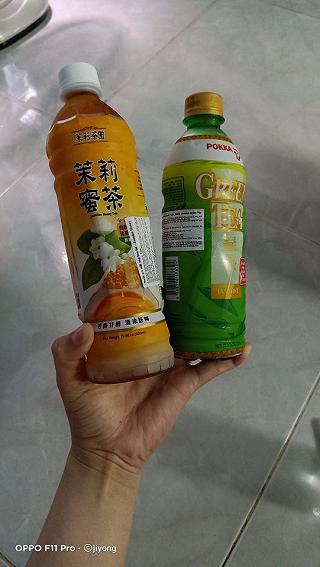 Hôm nay mình chia sẽ các bạn 2 chai nước uống cực kì hay, chuyên có các bạn mê coffee/đồ uống có ga mà muốn giảm bớt. - ảnh 1 hom nay minh chia se cac ban 2 chai nuoc uong cuc ki hay, chuyen co cac ban me coffee/do uong co ga ma muon giam bot. - anh 1