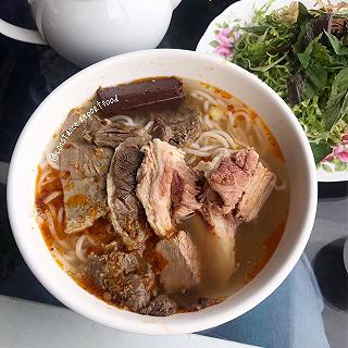 Bún Bò Đà Lạt ngày đầu năm mới - ảnh 2 bun bo da lat ngay dau nam moi - anh 2