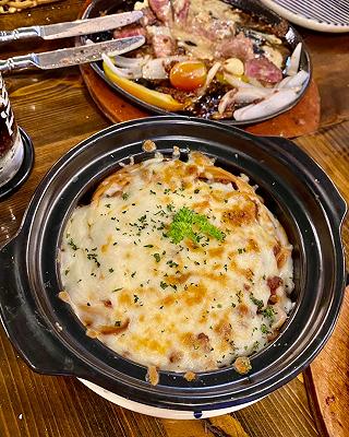 Góc “Bò đốt rượu” ngon xịn mịn giá rẻ hết hồn đây mấy bà ơi!! 🍷🍷🍷 - ảnh 3 goc “bo dot ruou” ngon xin min gia re het hon day may ba oi!! 🍷🍷🍷 - anh 3