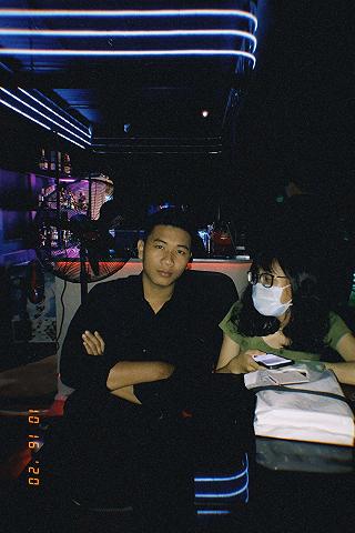 QUÁN RƯỢU QUÁ TRỜI GIÓ - ảnh 4 quan ruou qua troi gio - anh 4