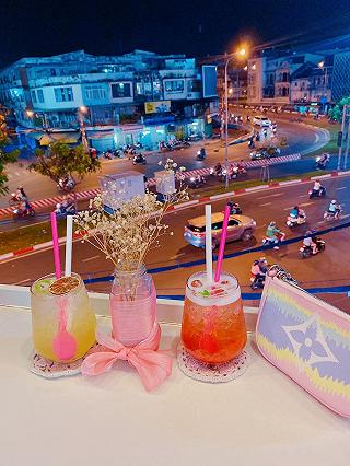 PINK ROOM 💕- QUÁN CAFE DÀNH CHO CÔ NÀNG BÁNH BÈO - ảnh 1 pink room 💕- quan cafe danh cho co nang banh beo - anh 1